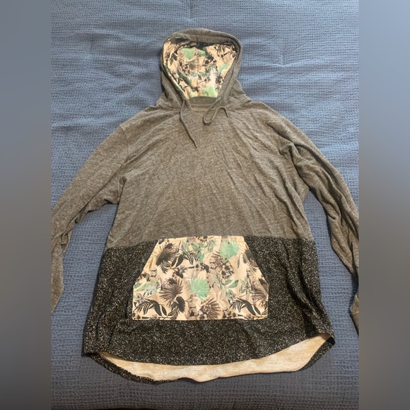 Other - STAR WARS X On the Byas  Men’s Sz XL Color Gray Hoodie Floral Stormtrooper